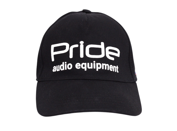 Pride Бейсболка черная с логотипом